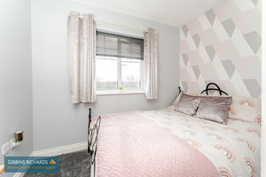 Bedroom- click for photo gallery